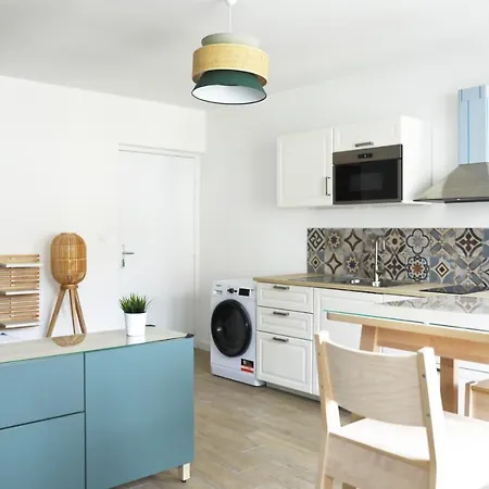 Magnifique Studio Cosy Refait Entierement A Neuf